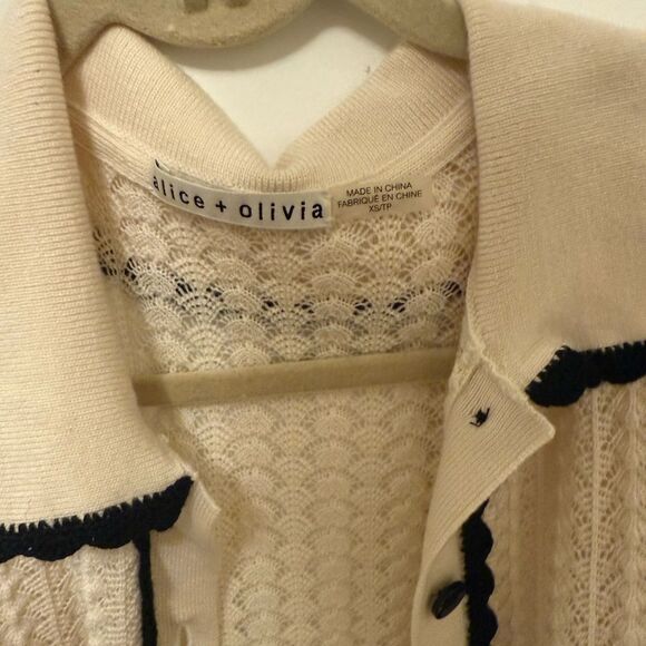 alice + olivia crochet button cardigan, size XS - Picture 3 of 4